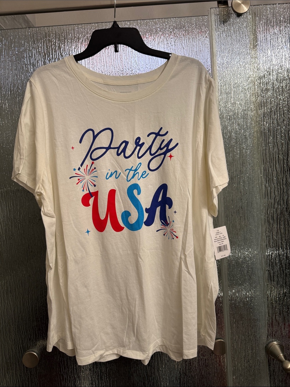 Party in the USA Off White Graphic Tee - Patriotic Red & Blue Design